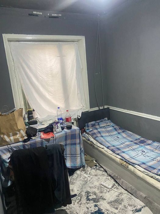 Продам чил наккошлик 3 хона 1 этаж 4 этажлий дом