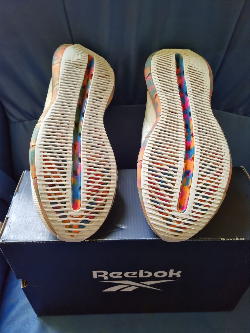 Reebok zigzag kinetica 39