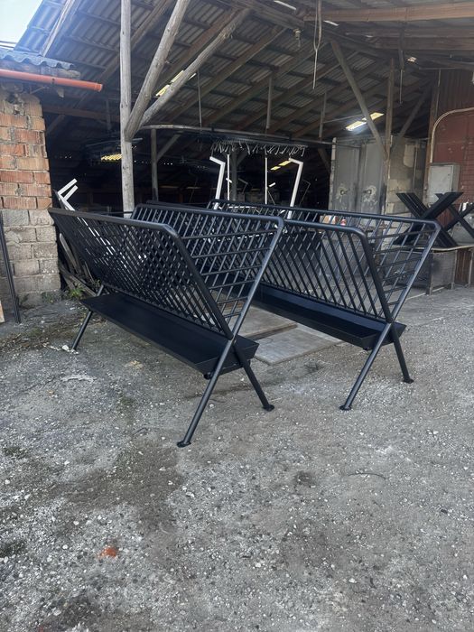 Hranitoare capre si oi