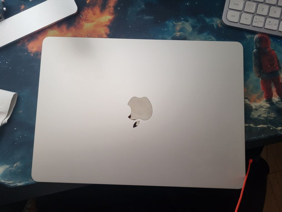 Macbook air m2 512gb