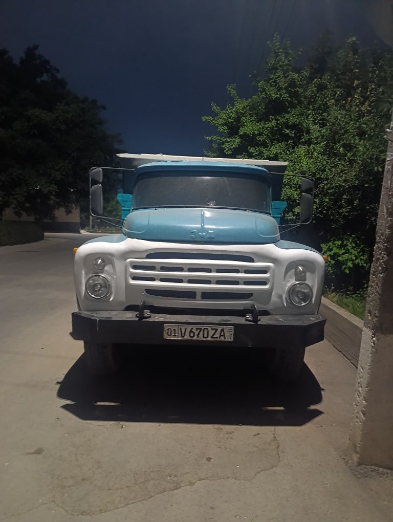 Zil sotiladi matorlari zor