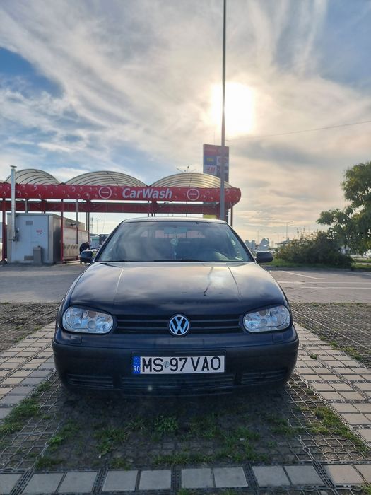 Volkswagen GOLF 4