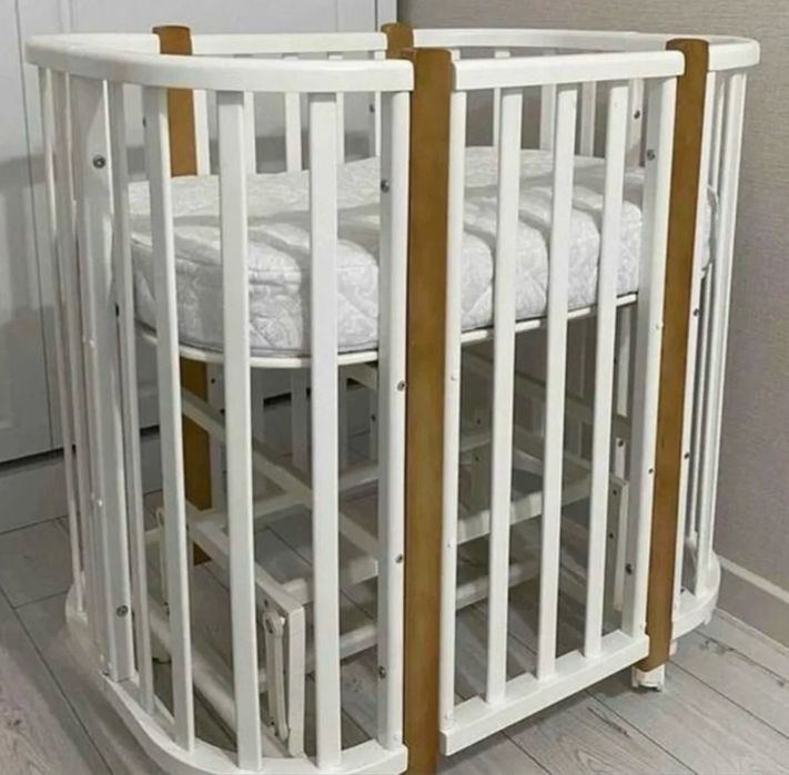 Детская кроватка-трансформер