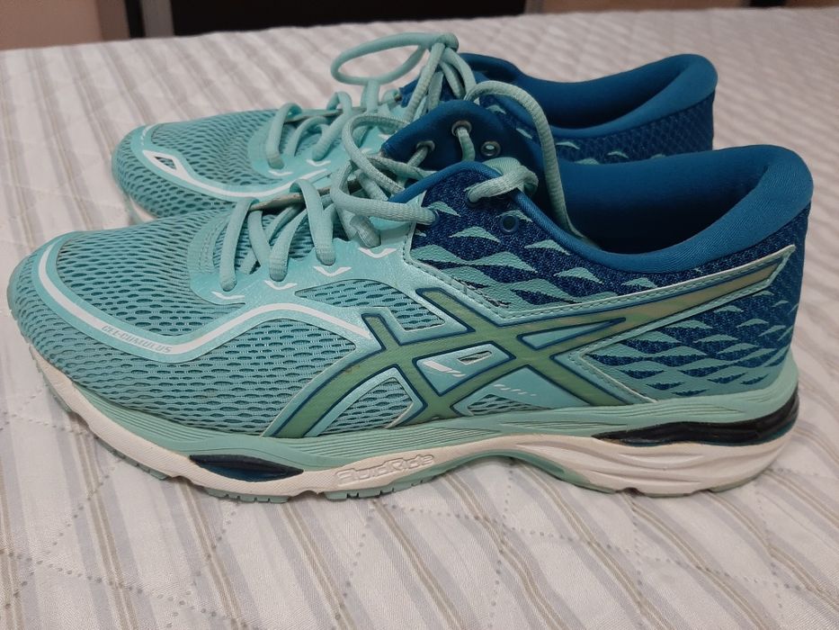 Дамски маратонки ASICS