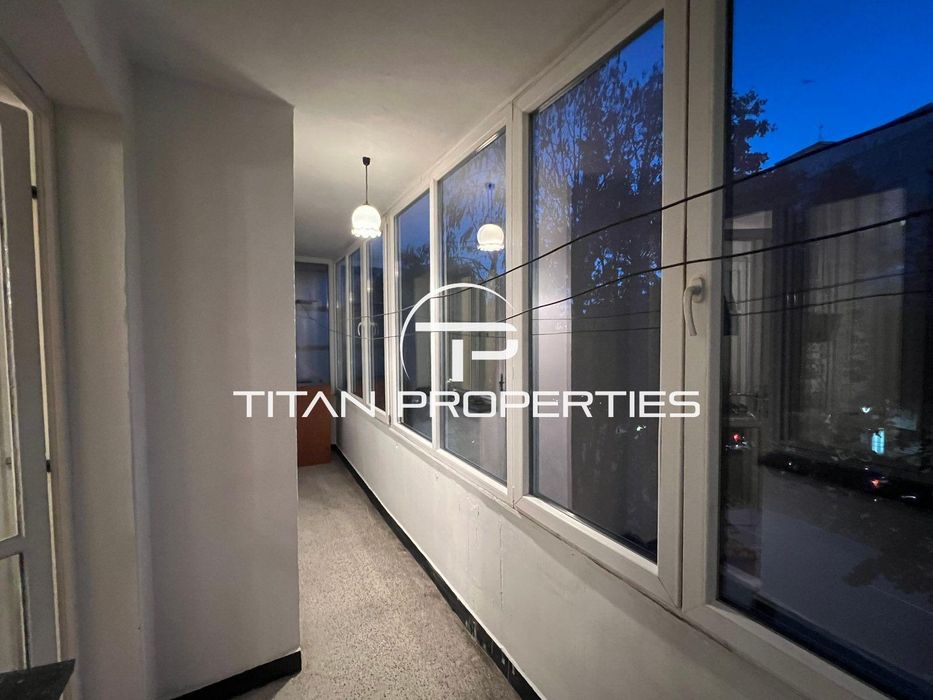 Дава се под наем Многостаен апартамент в Варна, Център - 110 кв.м за 460 € - Снимка #10