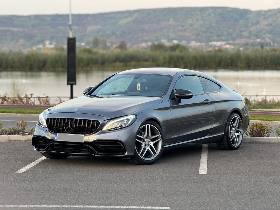 Mercedes-Benz C220d Coupe - AMG 63 , Faruri ILS