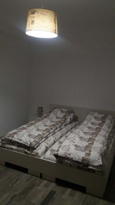 Inchiriez apartament cu 3 camere in Ghimbav