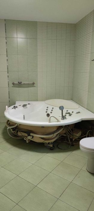 vand cada de baie, rotunda, de colt, cu hidromasaj, model premium