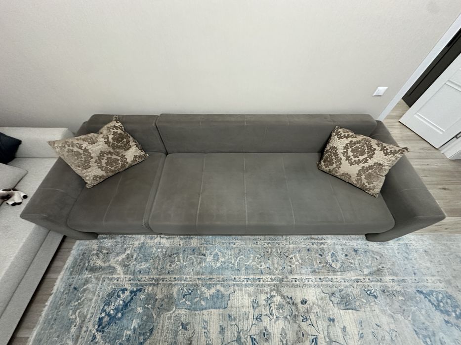 Продам Диван, темно серого цвета, в отличном состояний