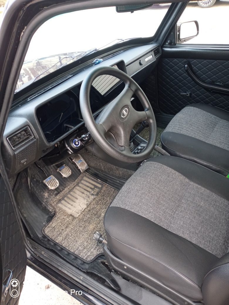 Vaz 2107 sotiladi
