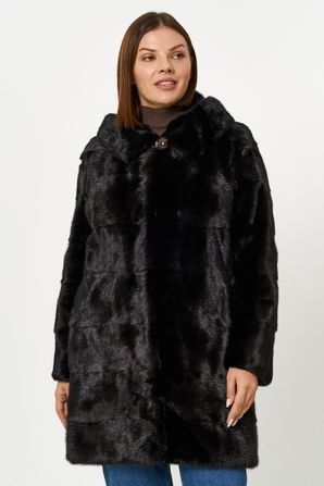 Продам 2 шубы. Норка. Цигейка