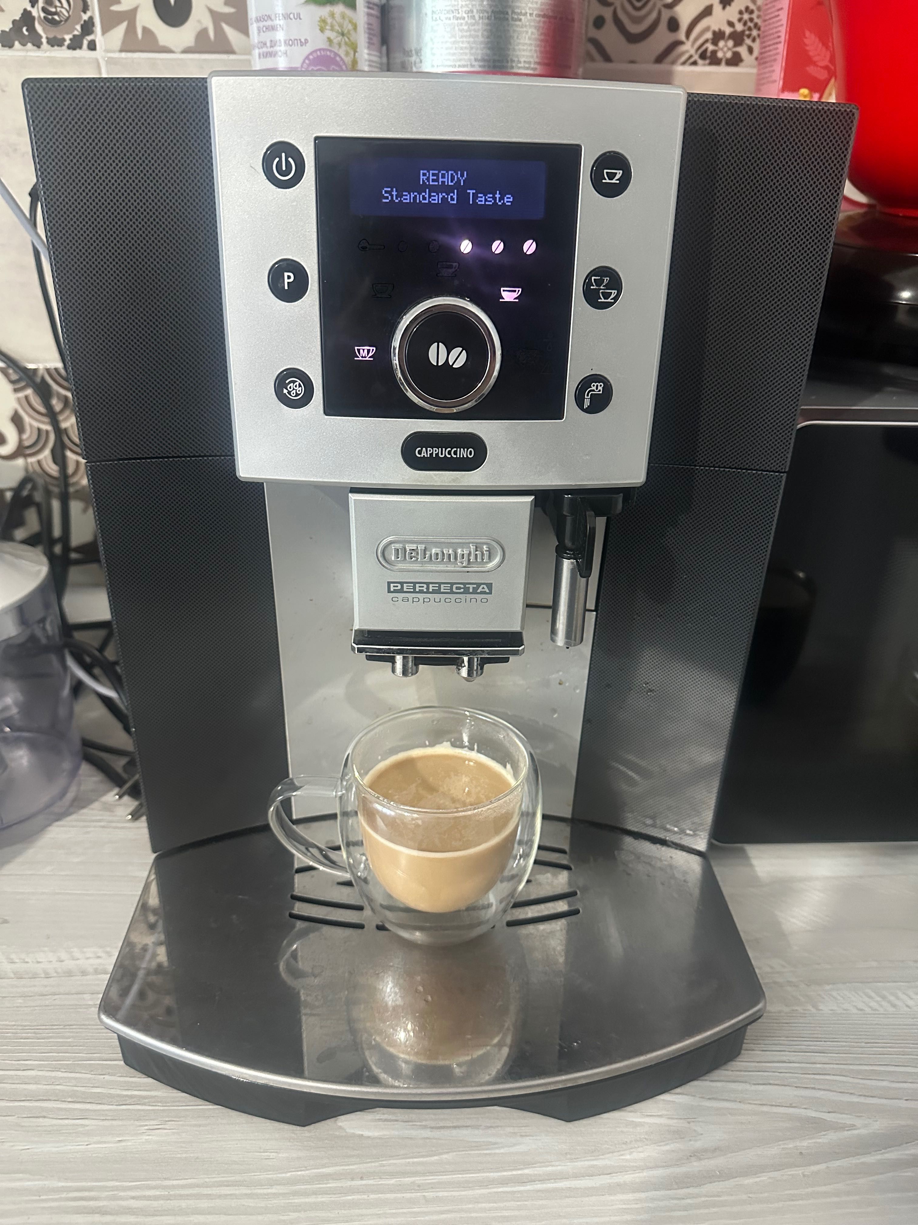 Aparat cafea boabe DELonghi perfecta capuccino
