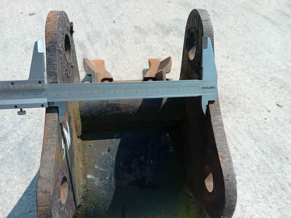 Cupa 20 cm miniexcavator 1.5 1.8 tone