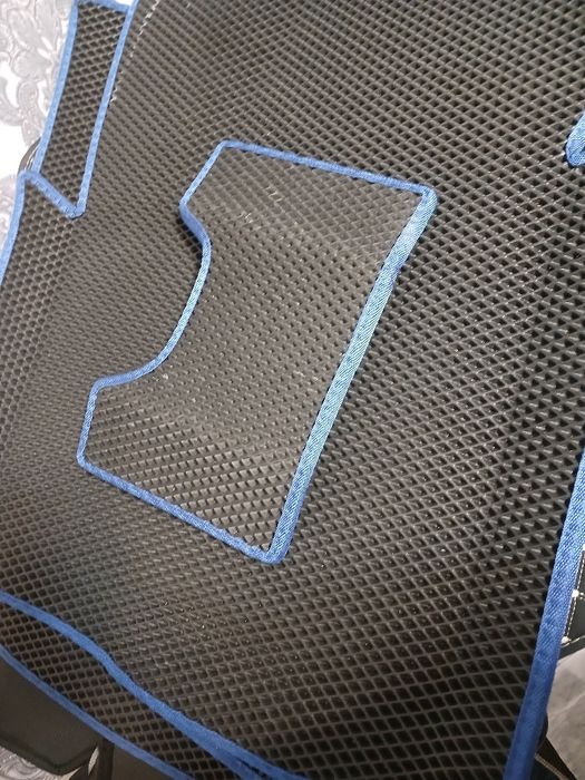 Коврики ева новые на равон