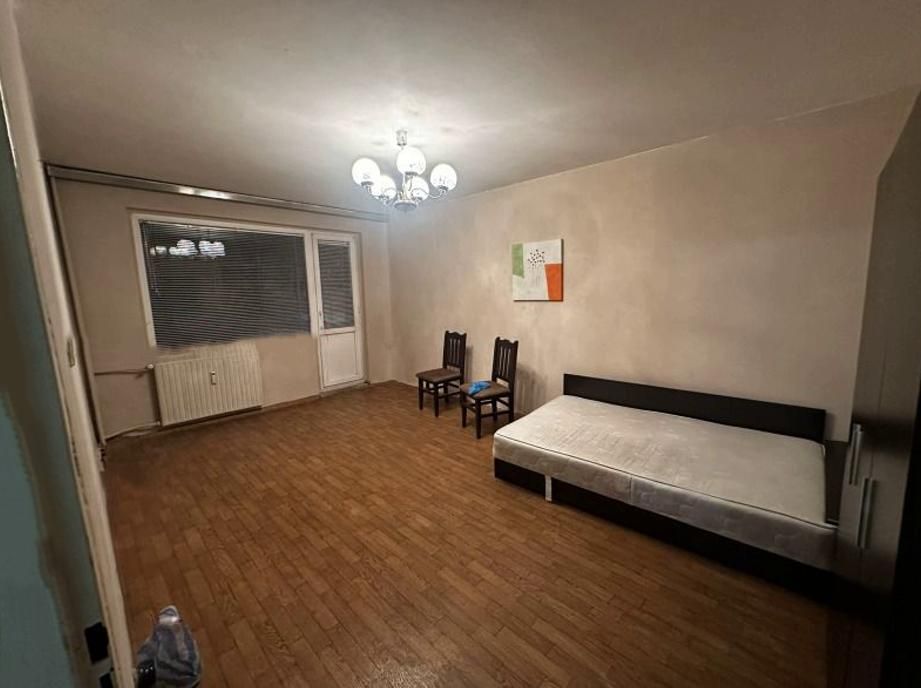 Едностаен апартамент в ж.к. Красна поляна.