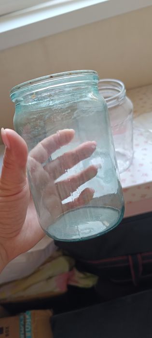 Продаются  банки