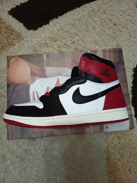 Jordan 1 High Black Toe 44.5