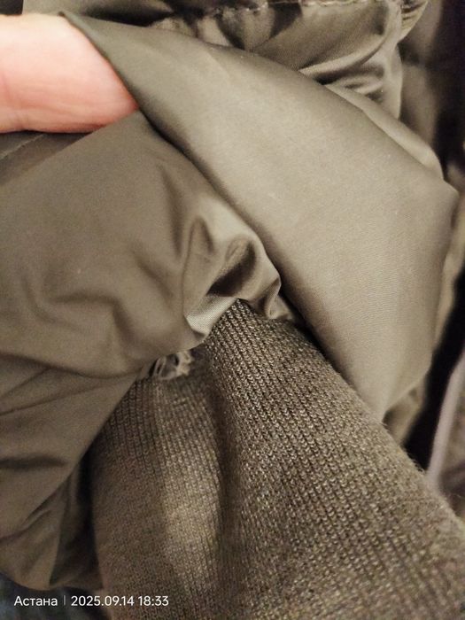 Продам зимнюю куртку женскую