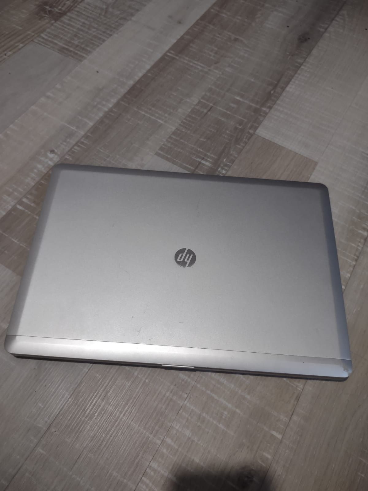 HP Folio i7,8gb,ssd,stare f buna
