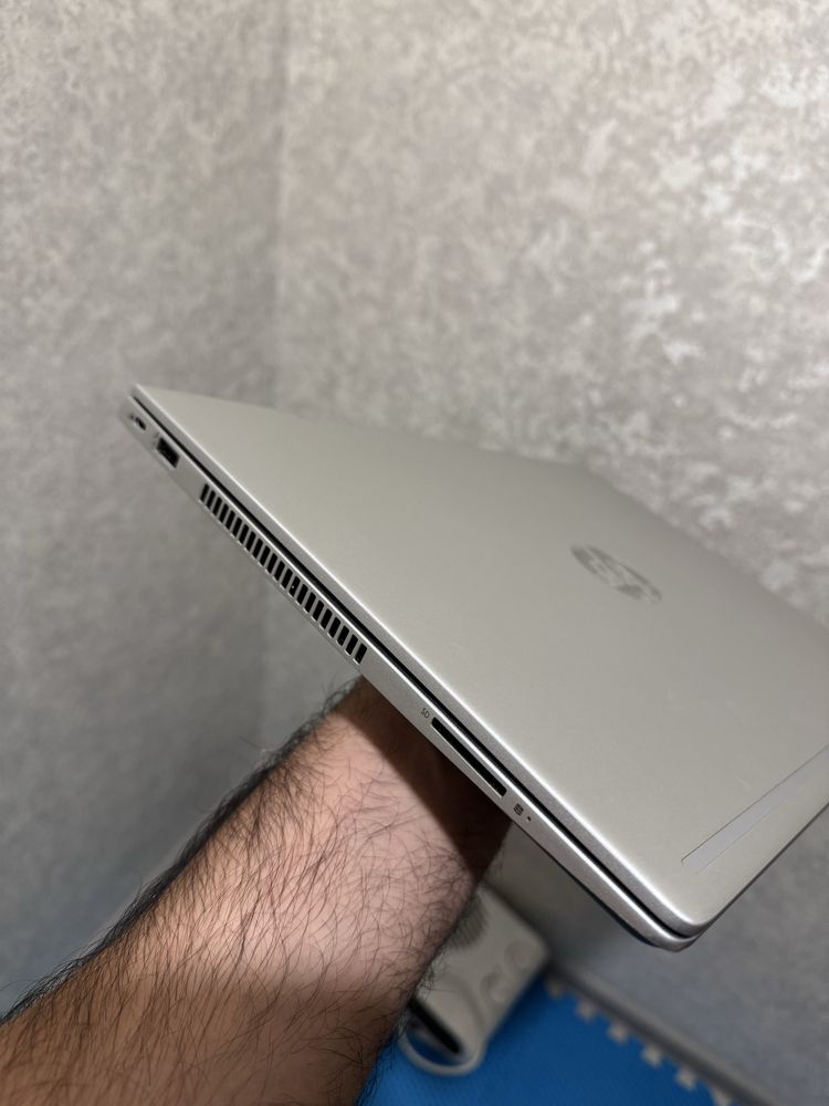 Hp probook AMD Ryzen 5  16gb 512 nvme 14IPS FullHd