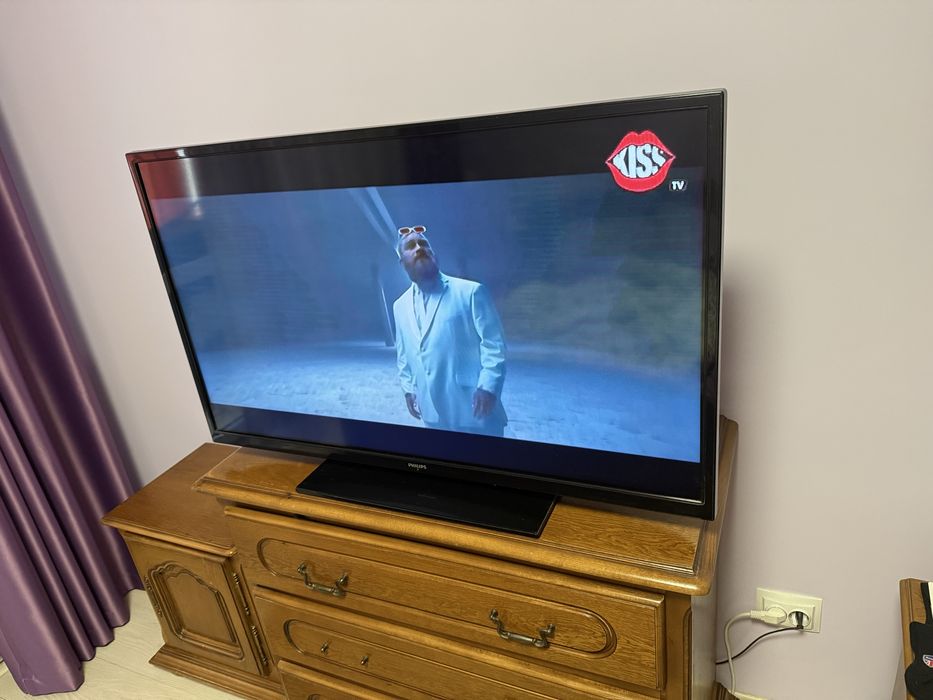 Televizor Philips – 102 cm, Full HD, HDMI, USB