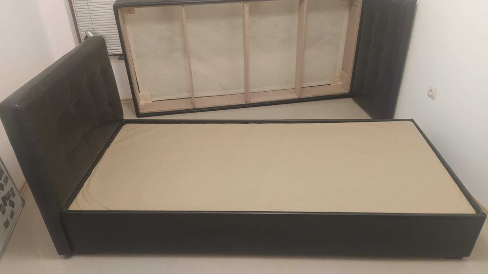 Легло 90/200 с матрак, с място за съхранение