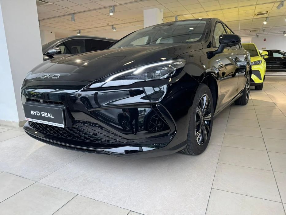 Byd Seal BYD SEAL 5 DM-I PLUG-IN Hybrid  1.5L E-CVT 156KW 212 CP Design