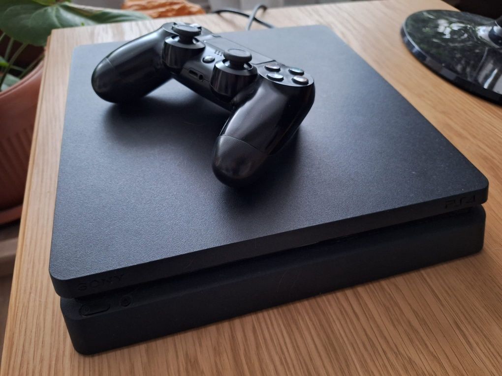 PlayStation 4 Slim 500 GB