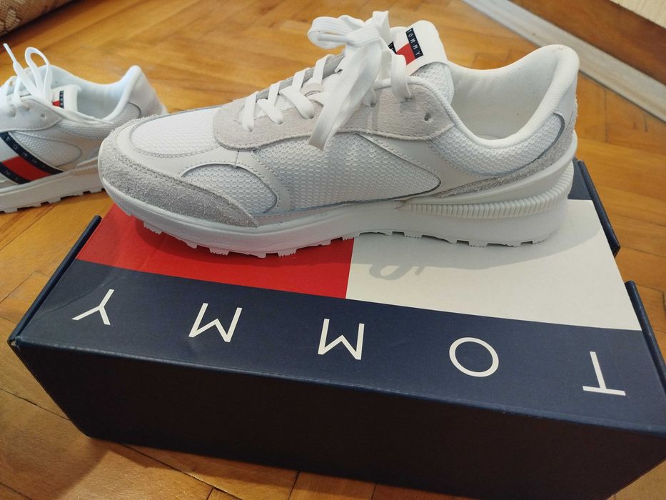 Спортни обувки / Маратонки Tommy Hilfiger - Нови! Оригинални