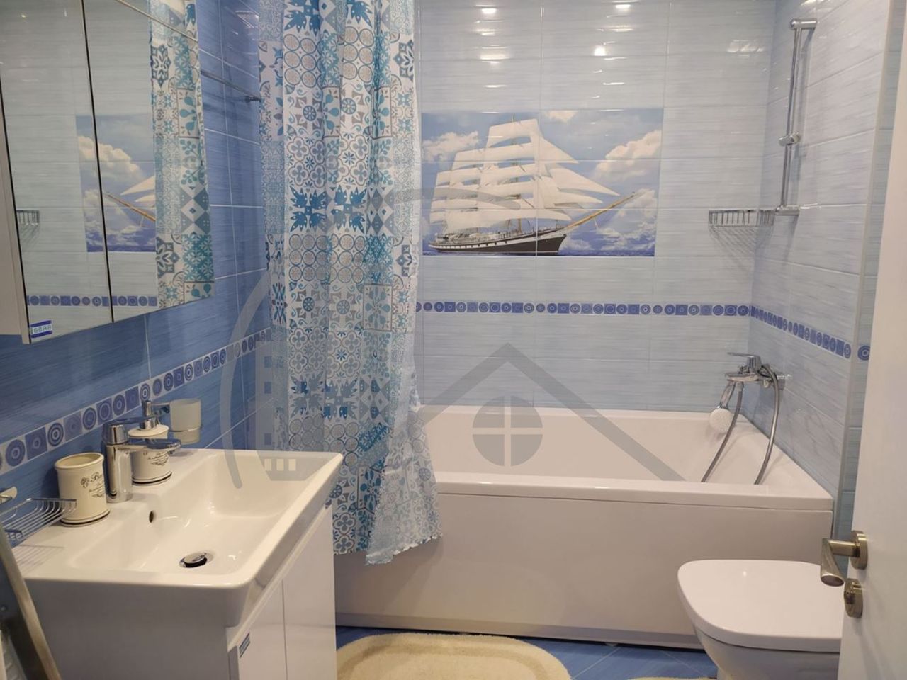 Продава се Тристаен апартамент в Варна, Бриз - 100 кв.м за 2550 €/кв.м - Снимка #7