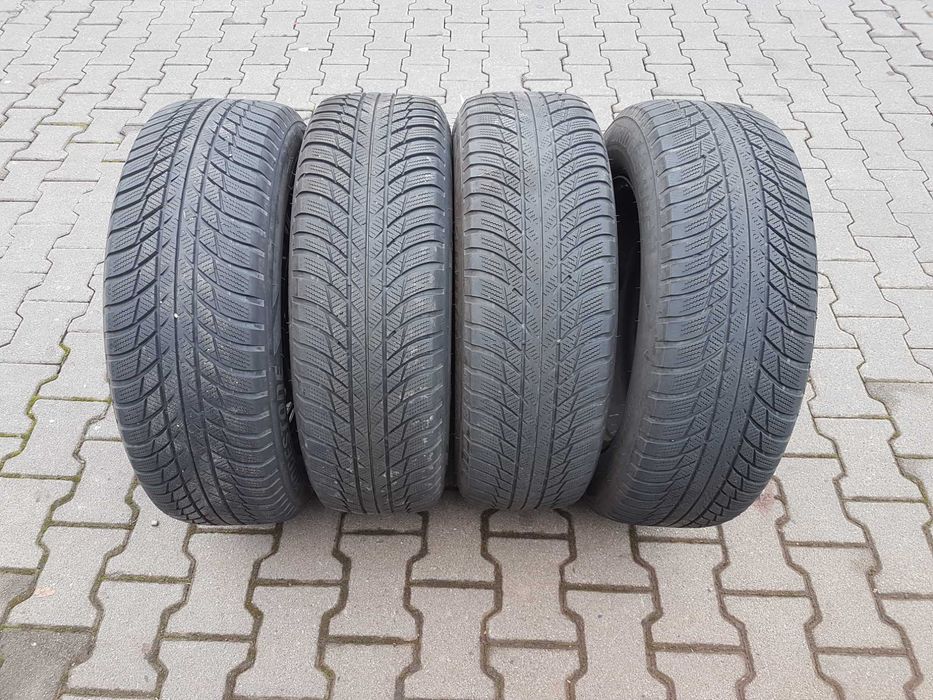 Roti iarna, jante otel + capace OEM Audi Q3, anvelope 215/65 R17 99H