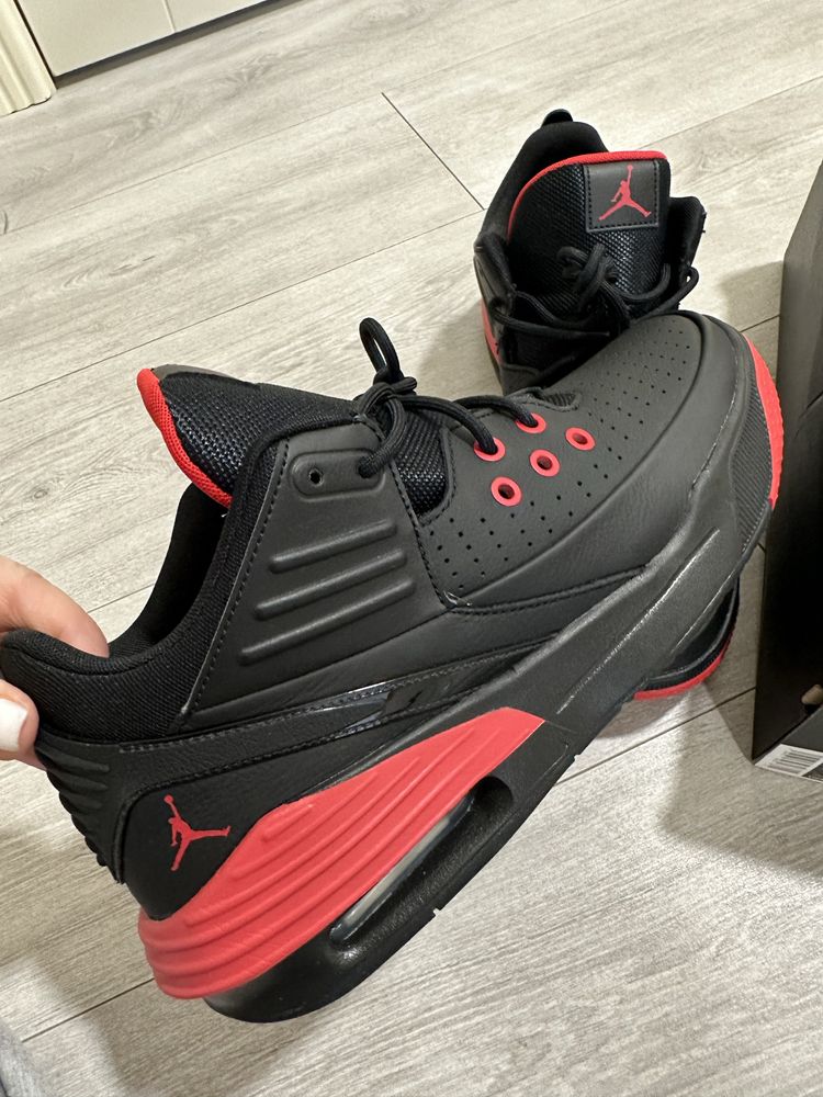 Кроссовки Nike Jordan, размер 43