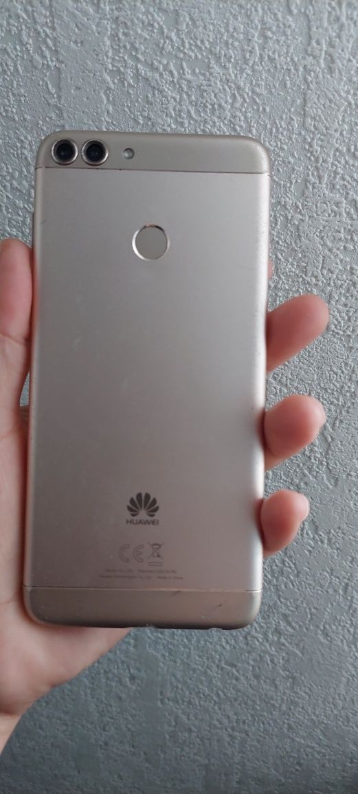 Срочно продам Huawei p smart