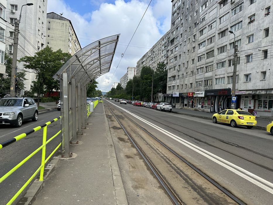 Spatiu comercial,intersectia Zimbru,72 mp utili