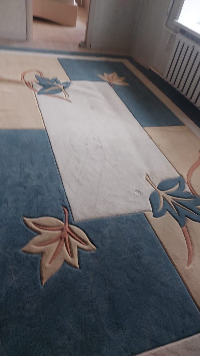 Продам ковер 2.5×4м