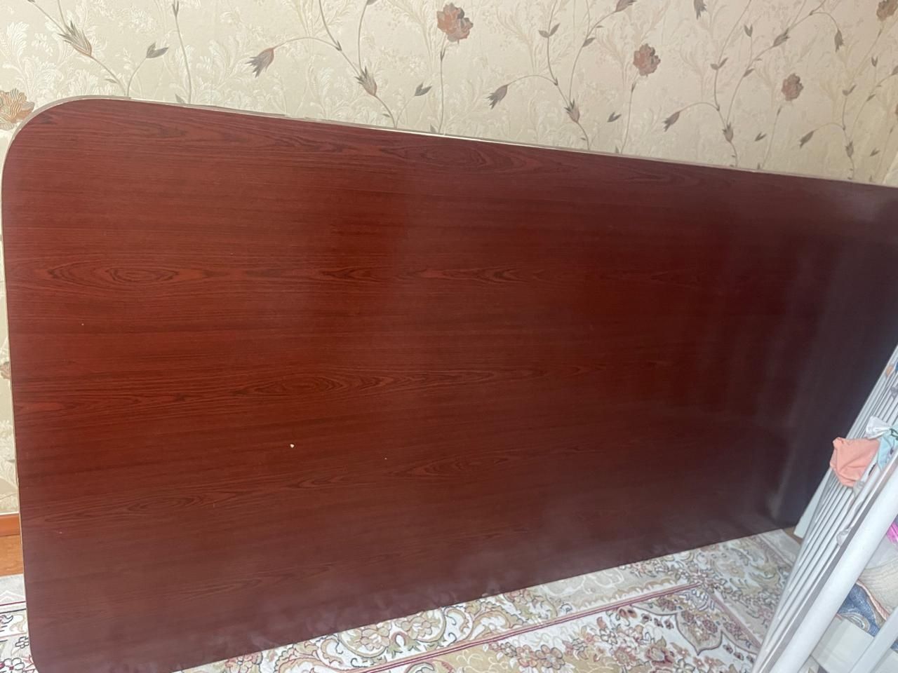 стол хороший состояние