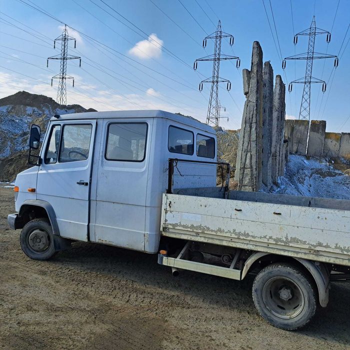 Mercedes Vario 512D