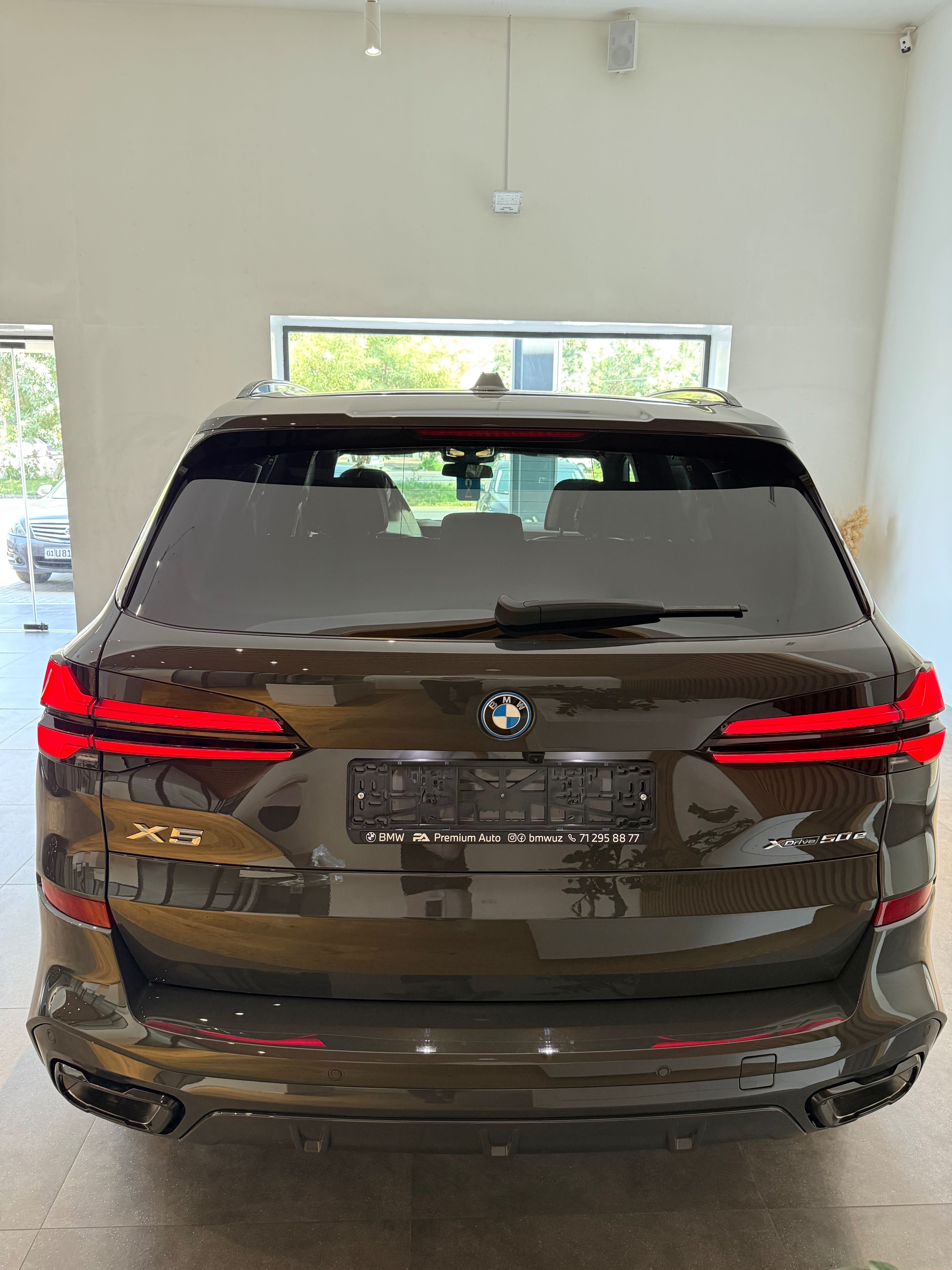 Продам BMW X5 50e FULL Гибрид в наличии + официальная гарантия