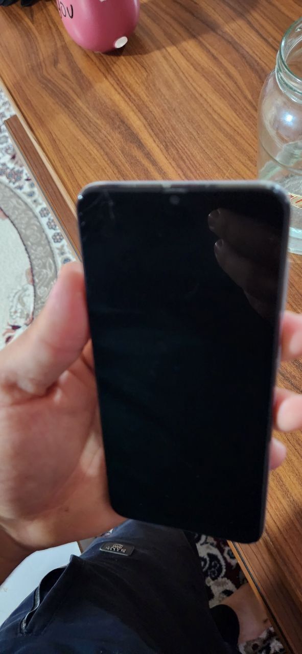 Samsung A30 sotiladi