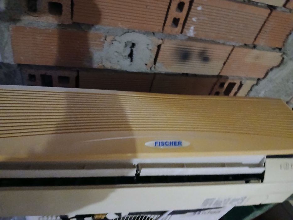 Климатици 9ка и12 ка