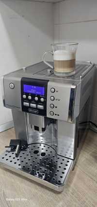 Delonghi primadonna + cana lapte