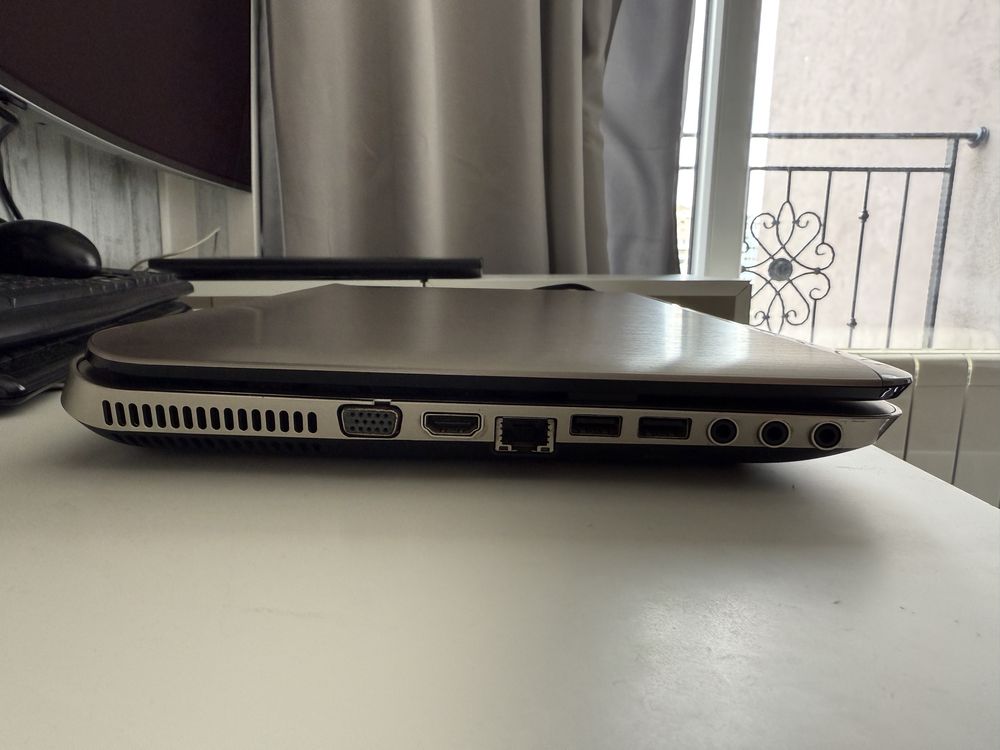 Лапроп HP Pavillion DV6 i7