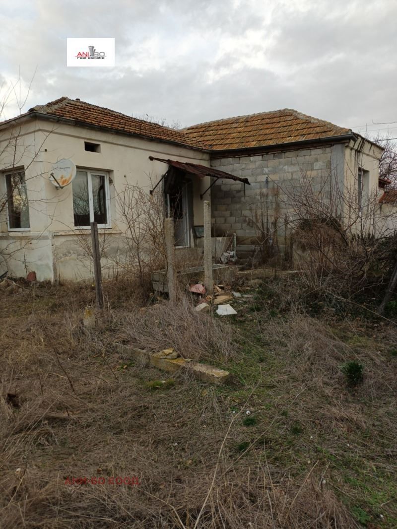 Къща в Варна, област-с.Тръстиково площ 50 цена 26000