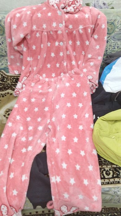 Отдам детскую обувь размер 36