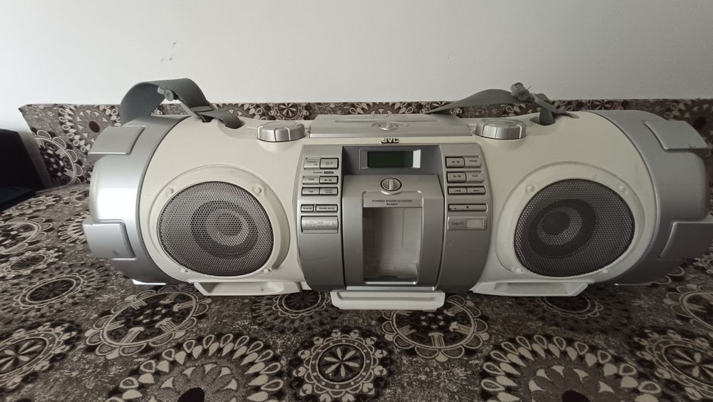 Boxă vintage JVC RV- NB51W Kaboom BOOMBOX