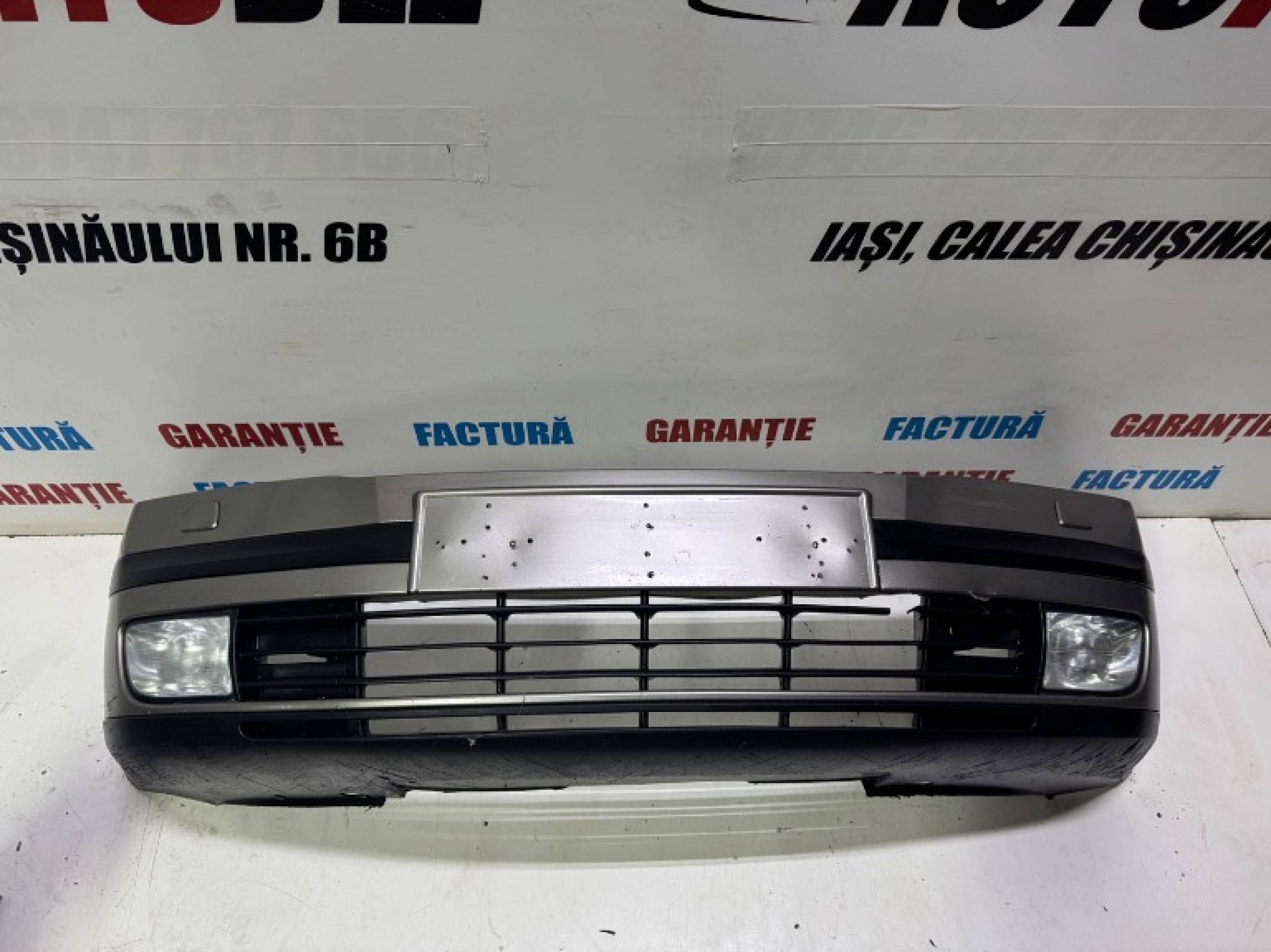 Bară spoiler față cu proiectoare spălătoare Skoda Octavia 2 gri