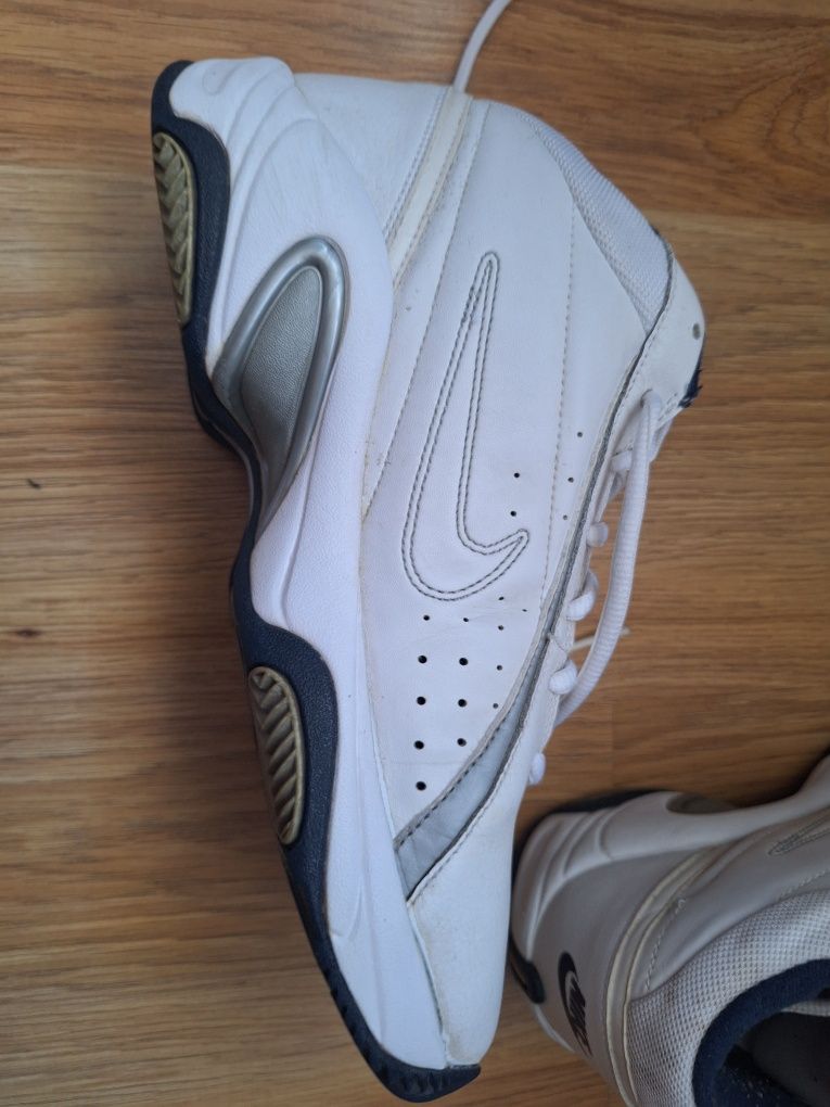 Оригинални Маратонки Nike 42.5