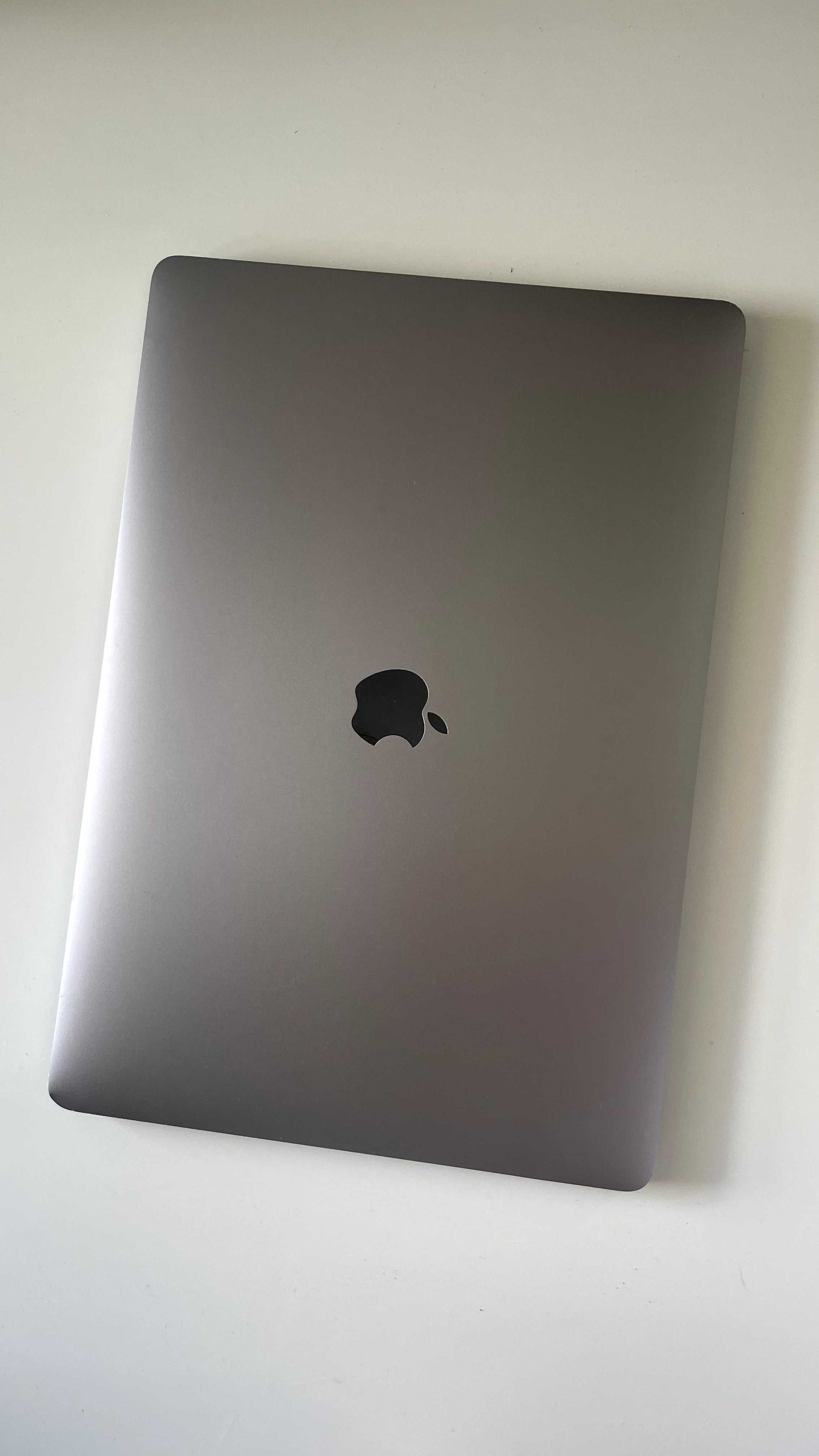 MacBook Pro 15-inch, 2016