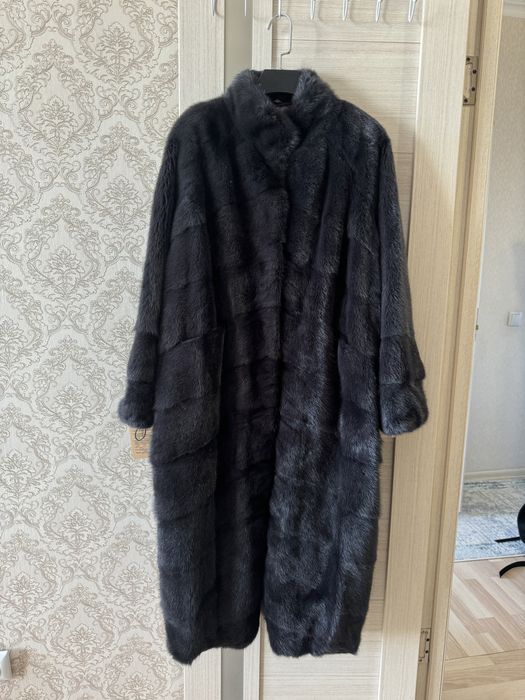 Продаю норковую шубу