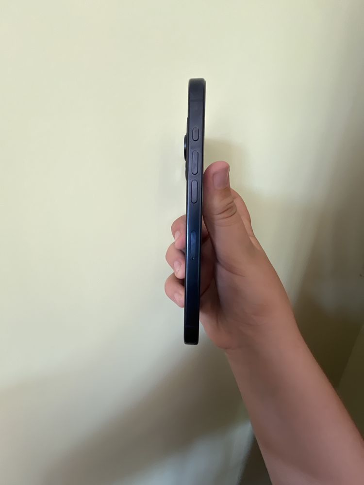 iPhone 15 Pro Blue Titanium iCloud